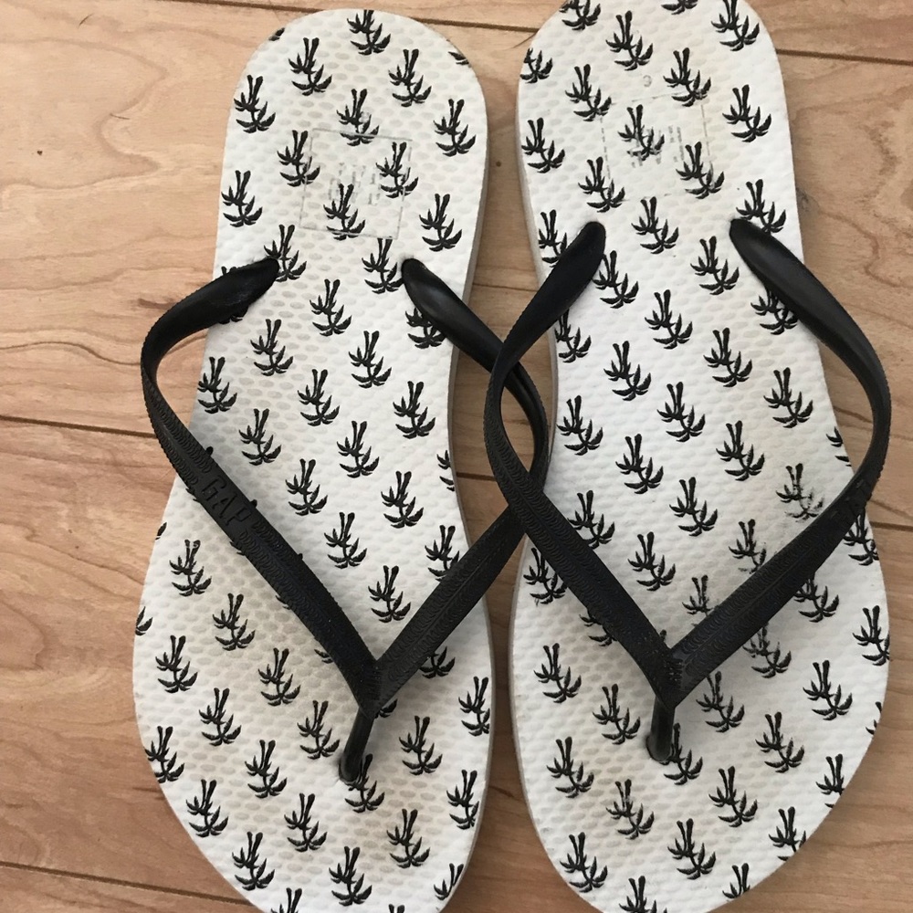 Flip flops
